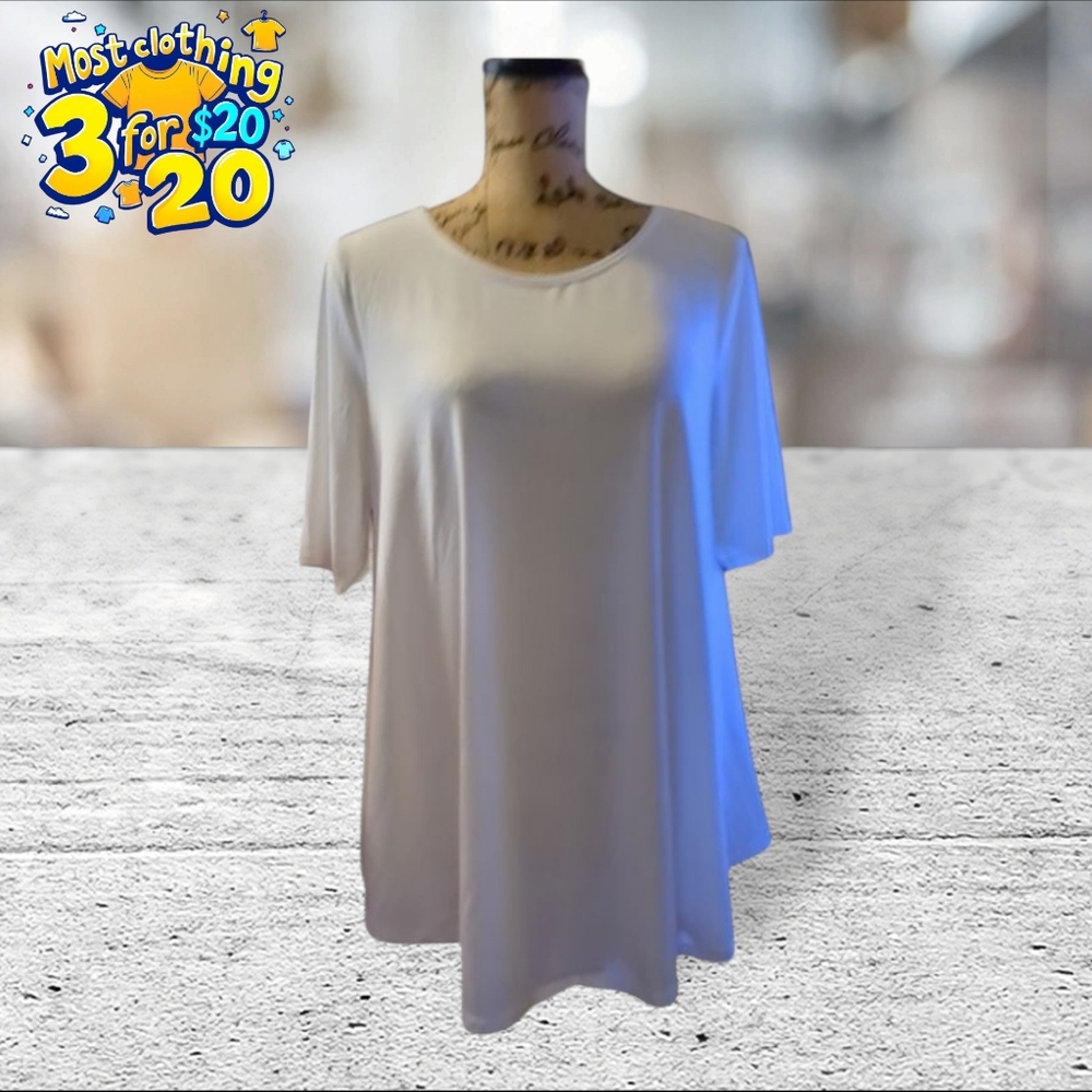 Chico's dressy white Tshirt size 1